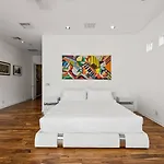 Doheny Drive Suite City View Experience
